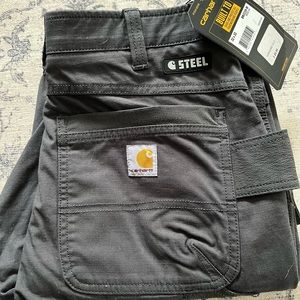 NWT Men’s size 32x32 Dark Grey Carhartt Pants